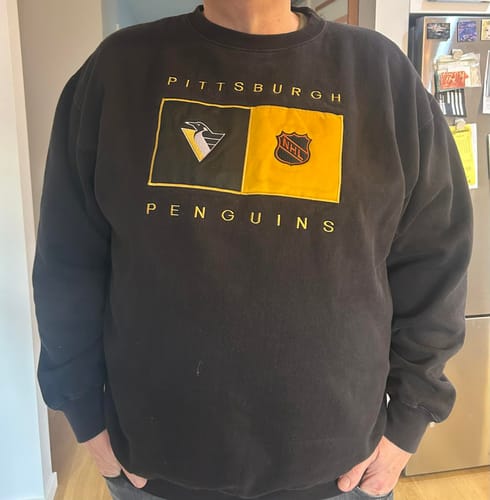 Customer photo review of Vintage 90s Pittsburgh Penguins Sweatshirt (2XL)