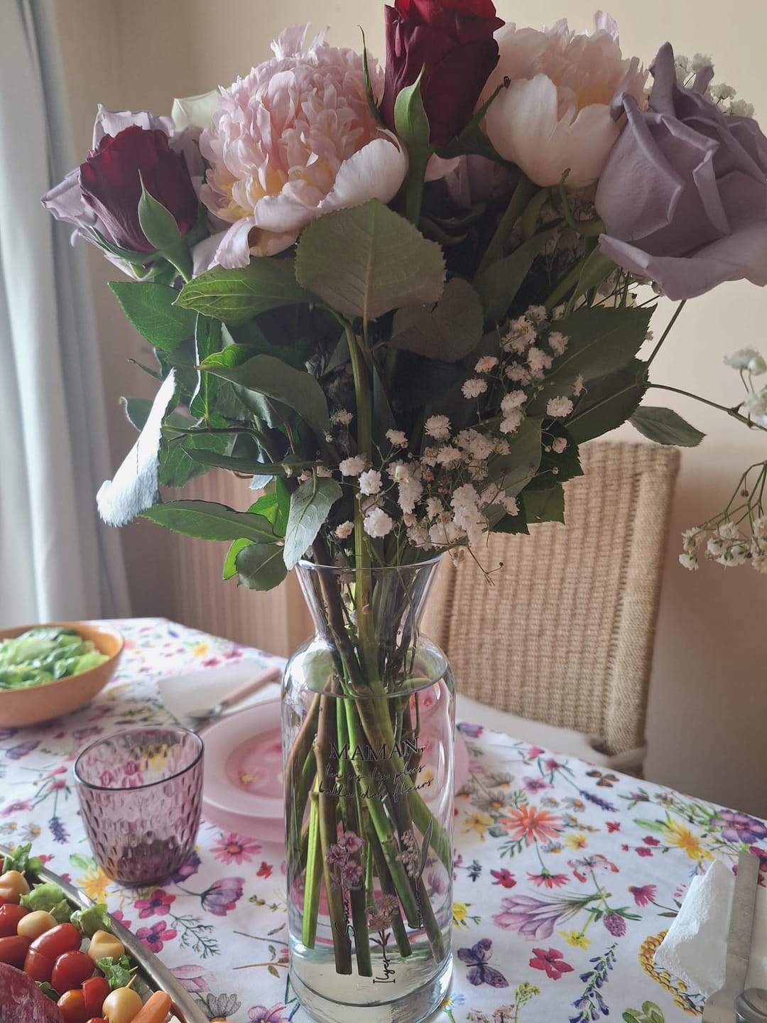 Customer photo review of Toujours en fleur – Vase personnalisé en verre avec fleurs et prénoms pour parents et grands-parents
