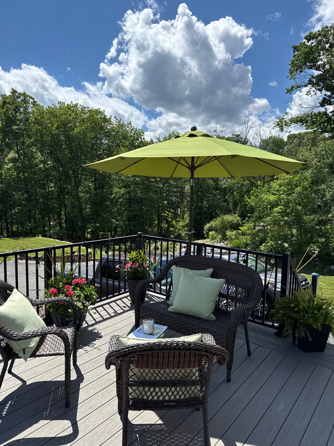 Customer photo review of MASTERCANOPY Olefin 5-Year-Non-Fading 9ft Patio Outdoor Table Umbrella 8 Ribs