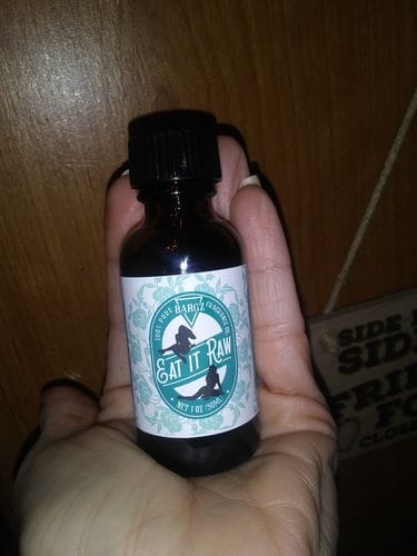 Customer photo review of Bargz Eat It Raw Fragrance Perfume Oil, Mature Fruity Scent with Sweet Awakening Effect
