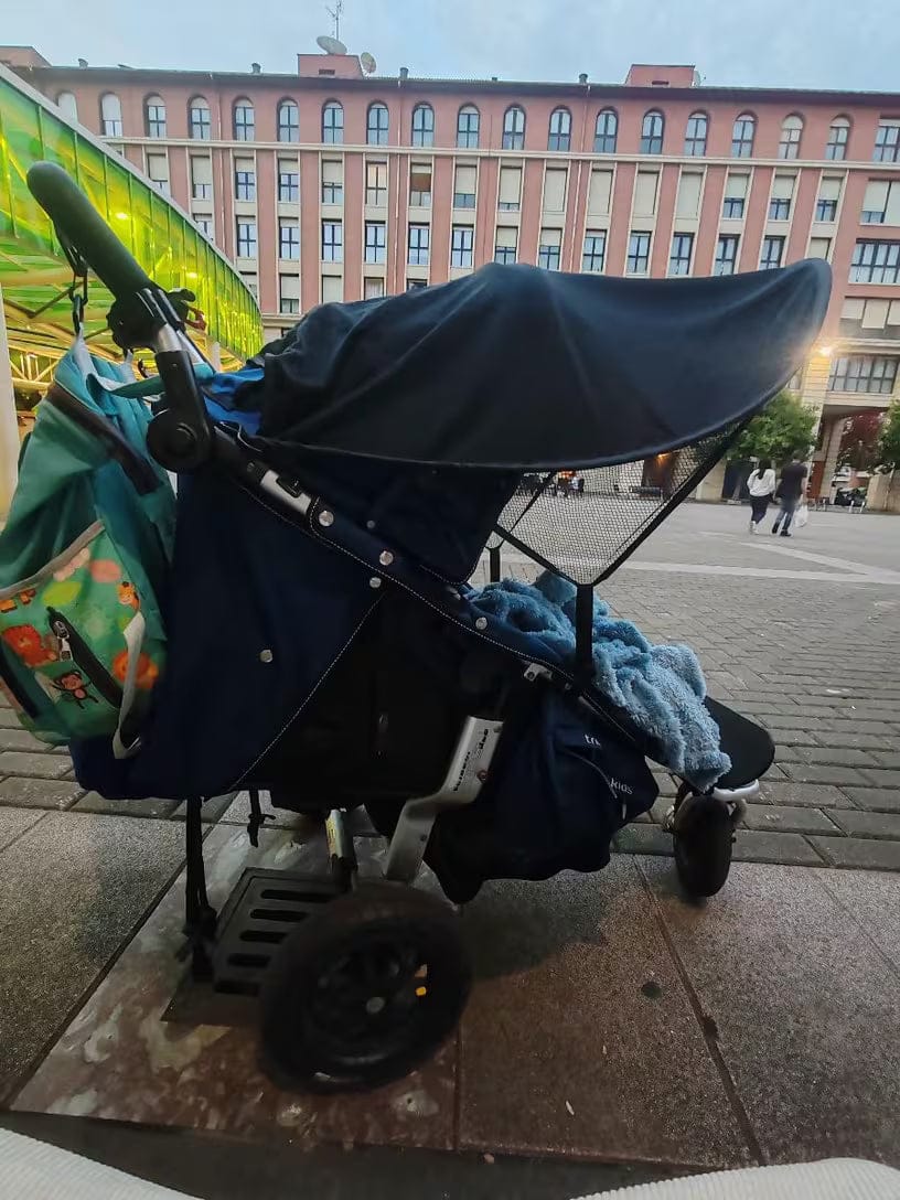 Customer photo review of Sonnenschutz Kinderwagen | Kühler Schatten unterwegs