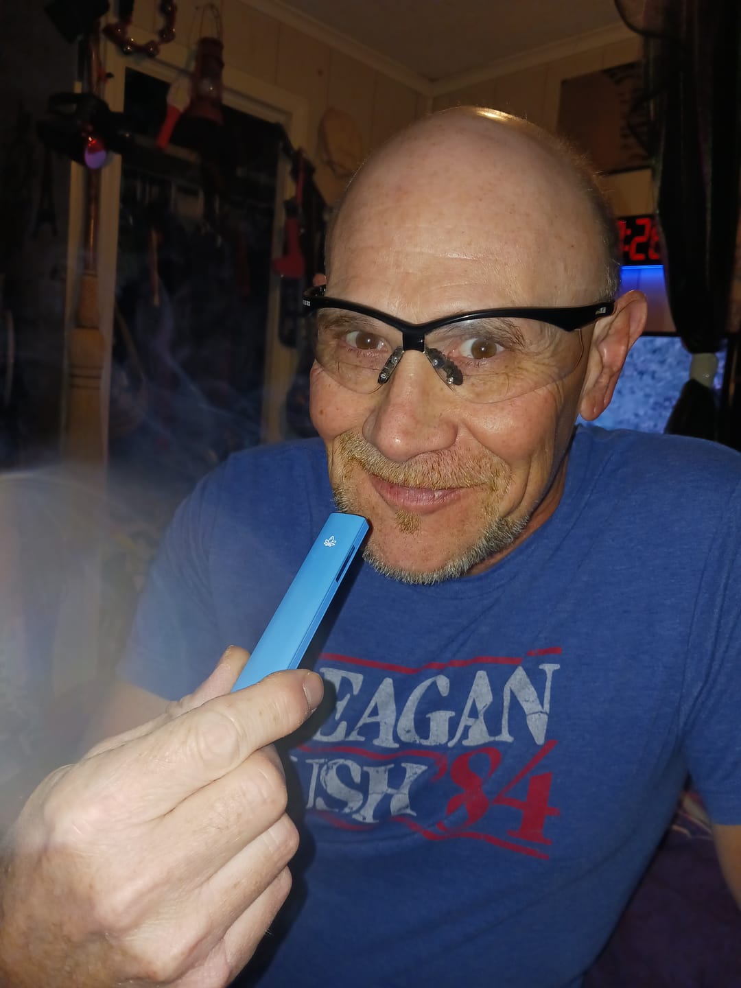 Customer photo review of Kush Burst - 2G THCa Blue Fire (Indica)