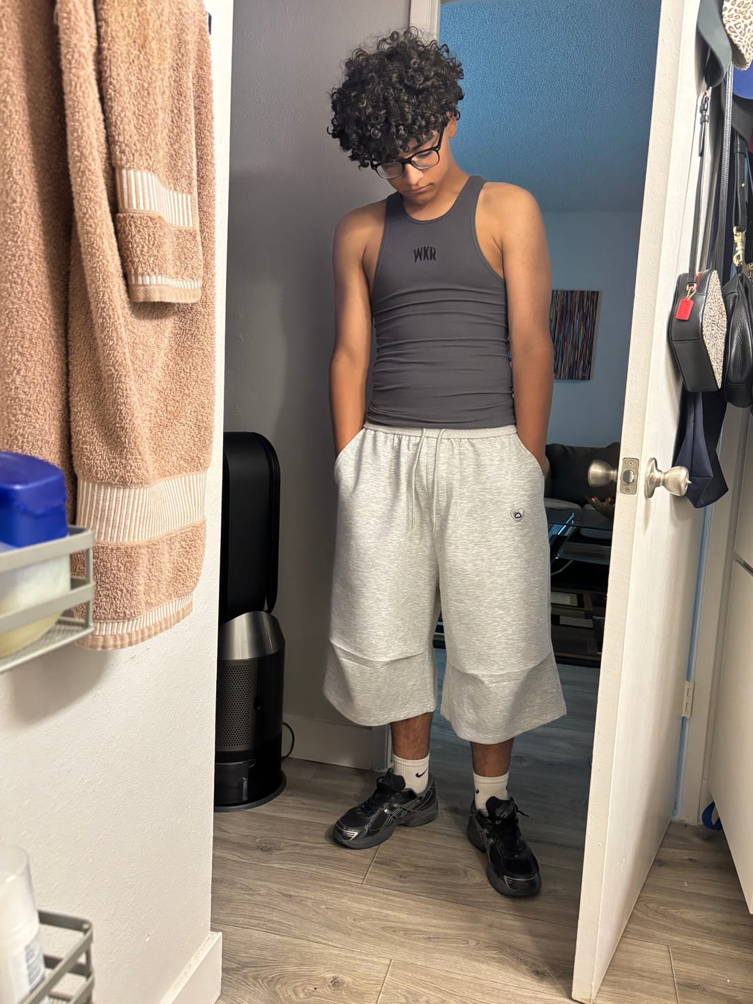 Customer photo review of Aelfric Eden Wrinkle Longline Shorts