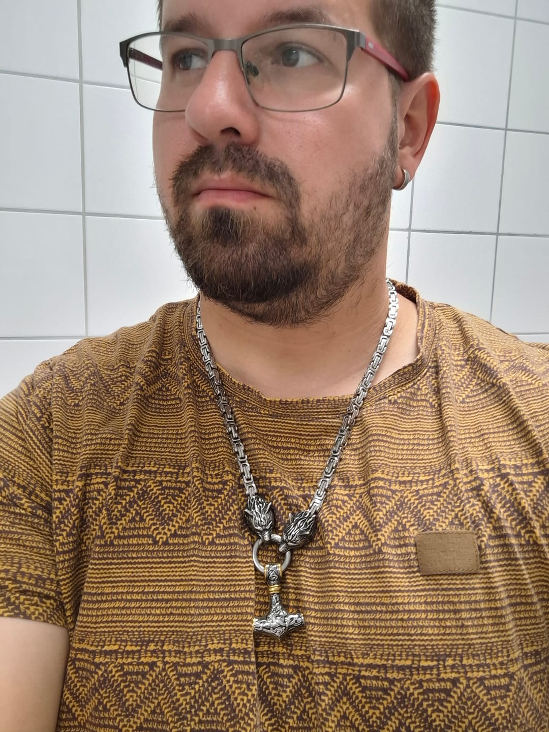 Customer photo review of Mjölnir King Chain