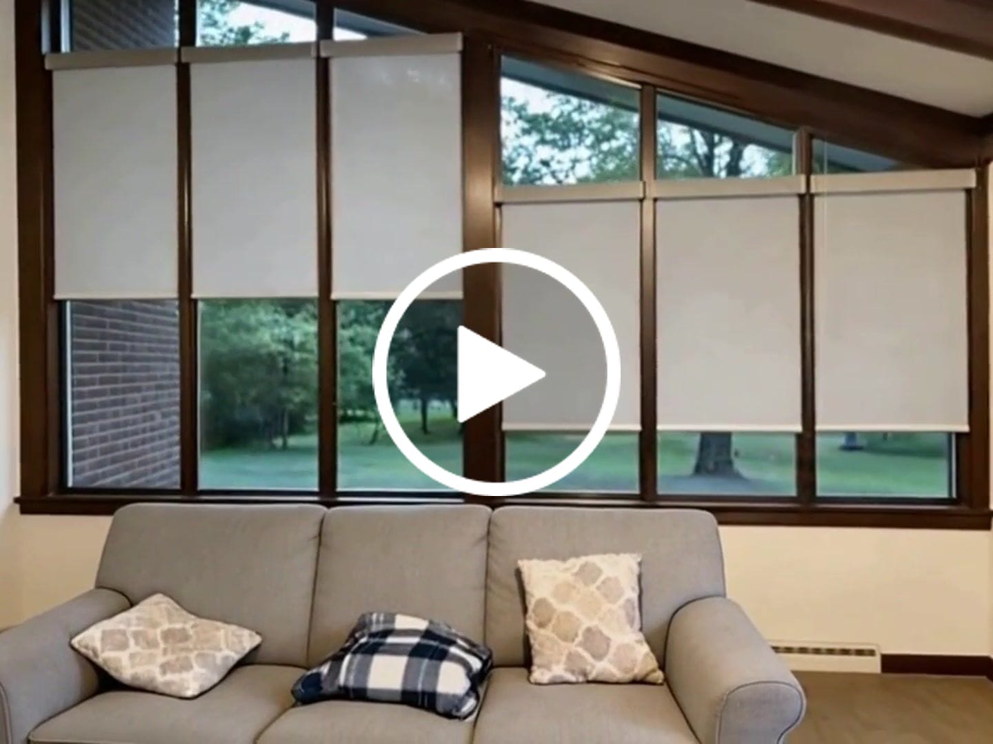 Customer video review of Smart Motorized Roller Shades 100% Blackout Essential