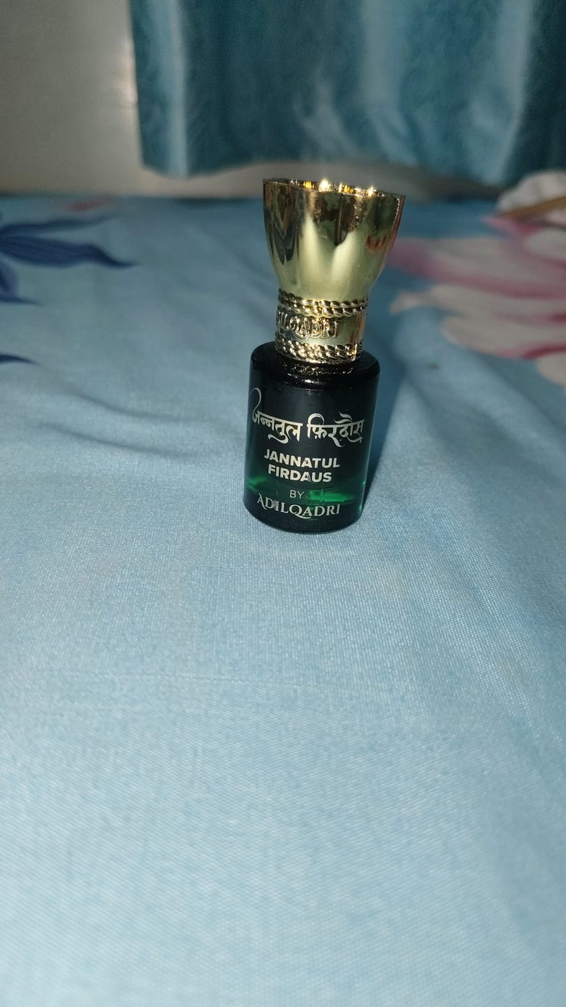 Customer photo review of Jannatul Firdaus Luxury Attar Perfume 5.5 ML
