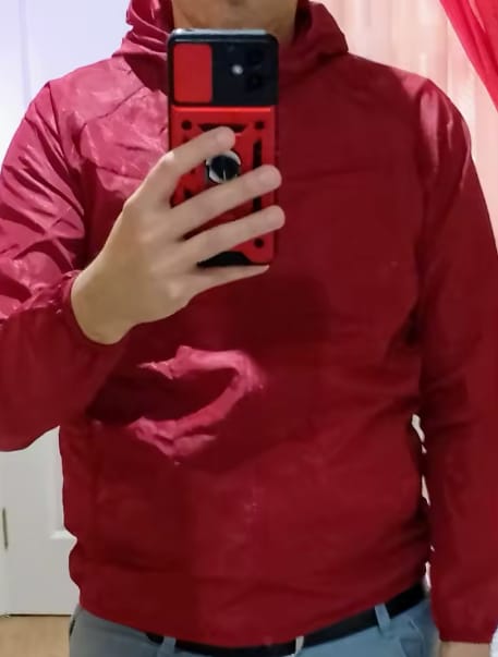 Customer photo review of Ultraleichte Wind- & Regenjacke für Damen & Herren
