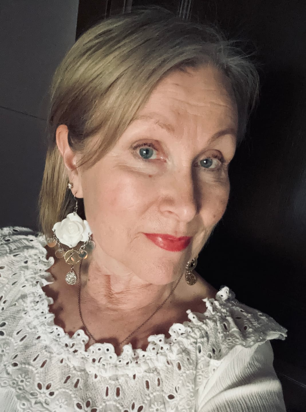 Customer photo review of Rose-korvakorut