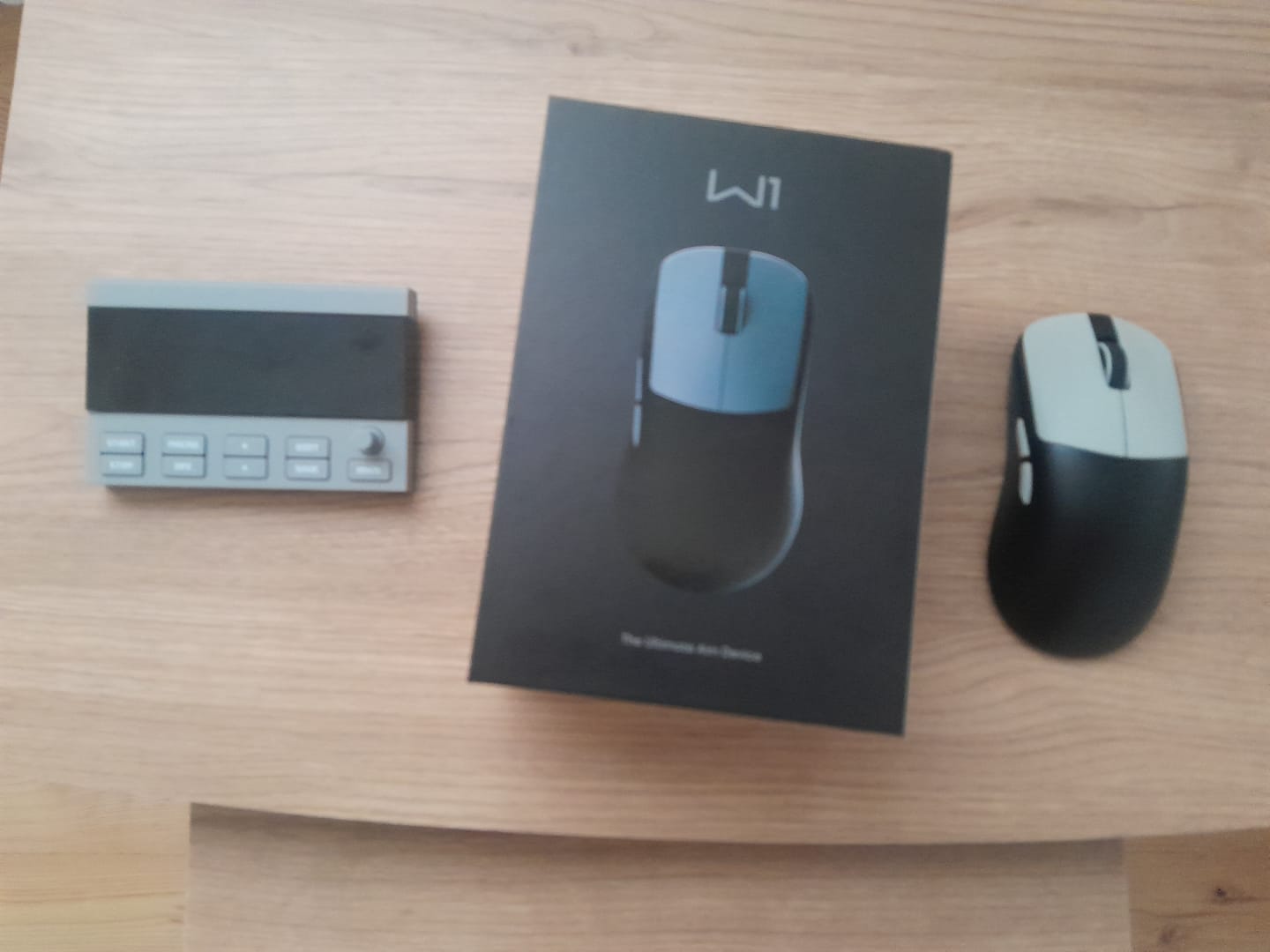 Customer photo review of Wraith W1 Wireless Mouse