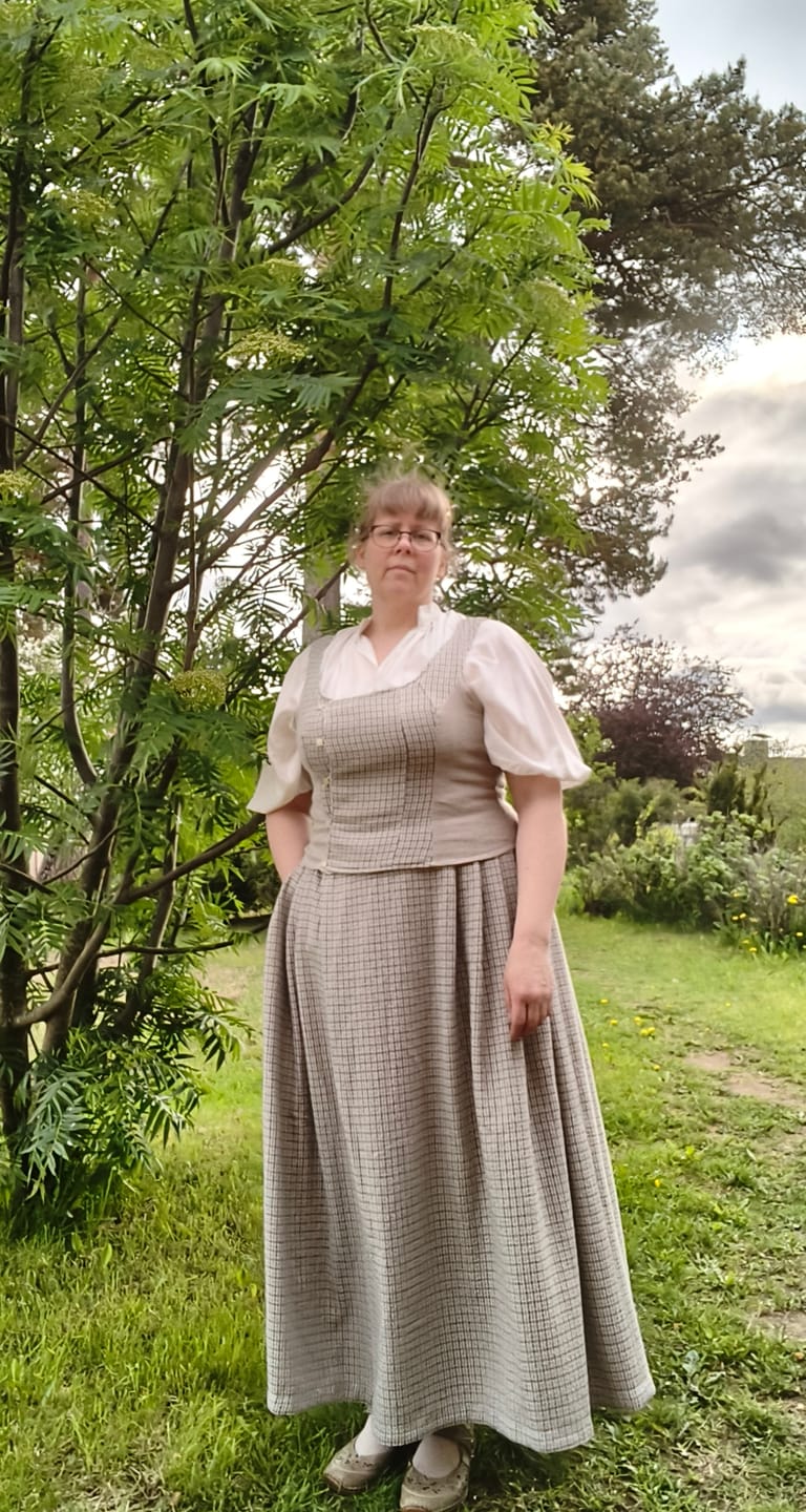 Customer photo review of Eurokangas Beige ruudullinen Vaatetuskangas - Pala