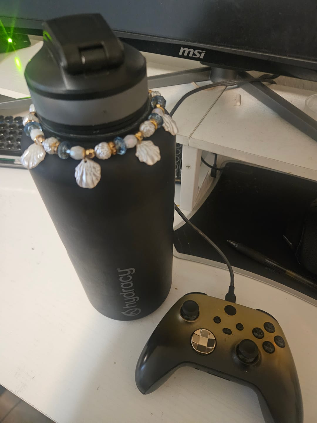 Customer photo review of Tumbler Necklace Jewelry - Coastal Cowgirl