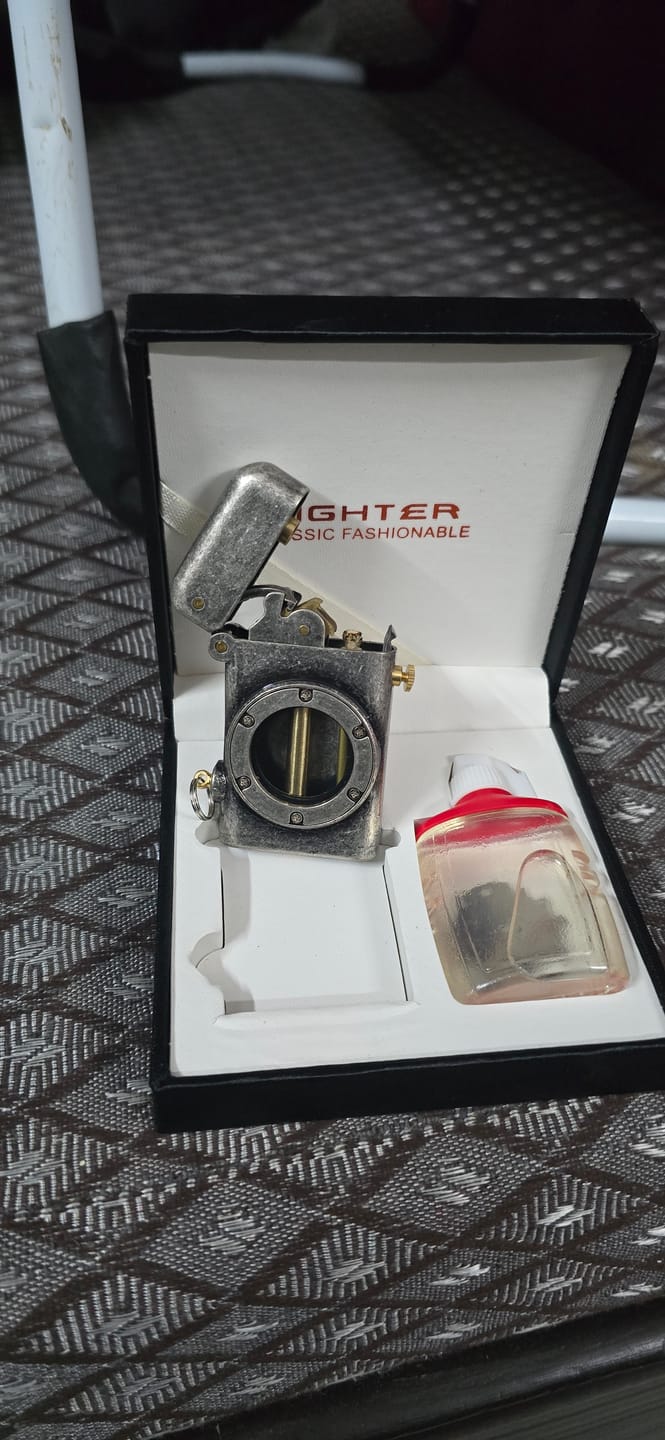 Customer photo review of ALA FLAME Rotary Retro Trench Lighter