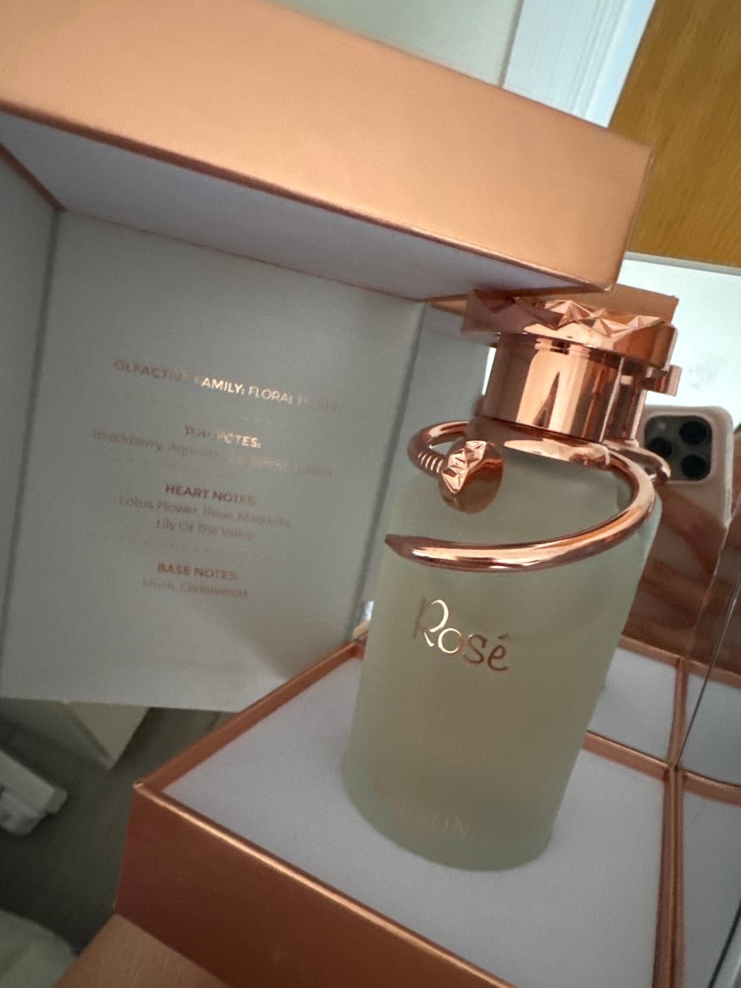 Customer photo review of ROSÈ - EAU DE PARFUM