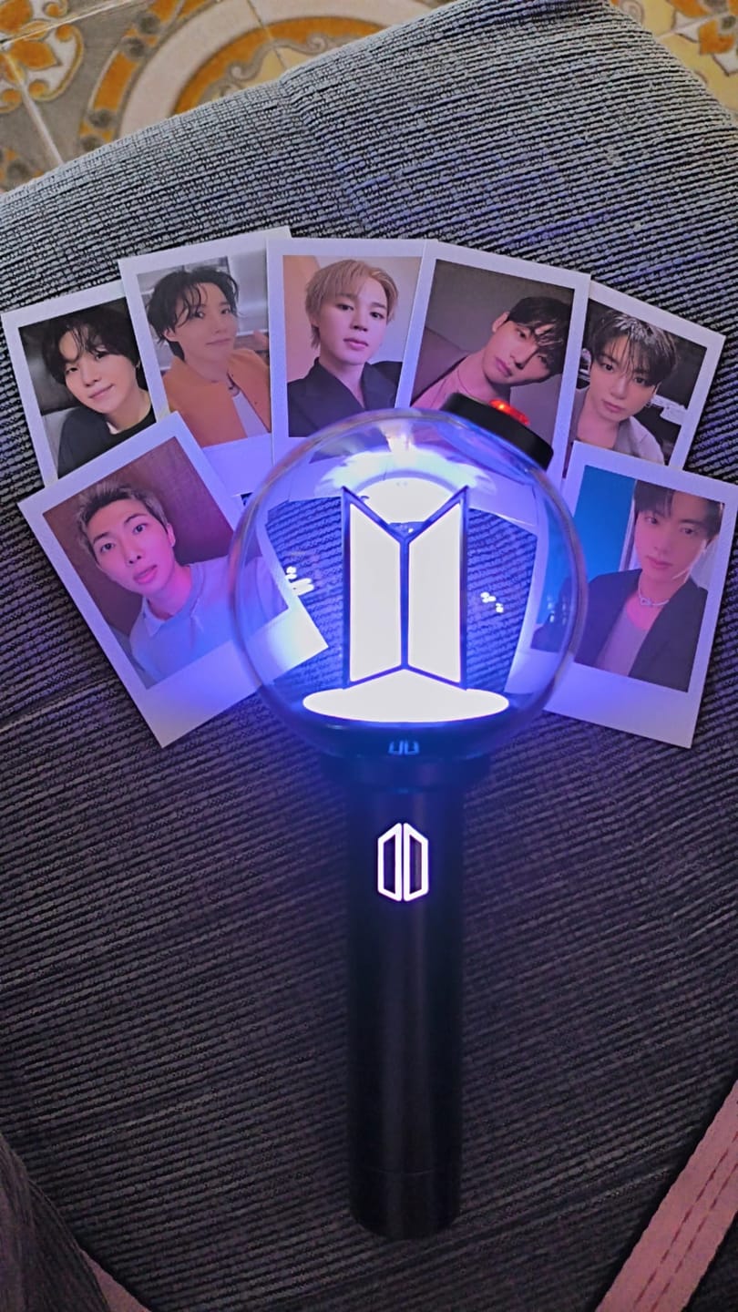 Customer photo review of BTS - OFFICIAL LIGHT STICK VER.4