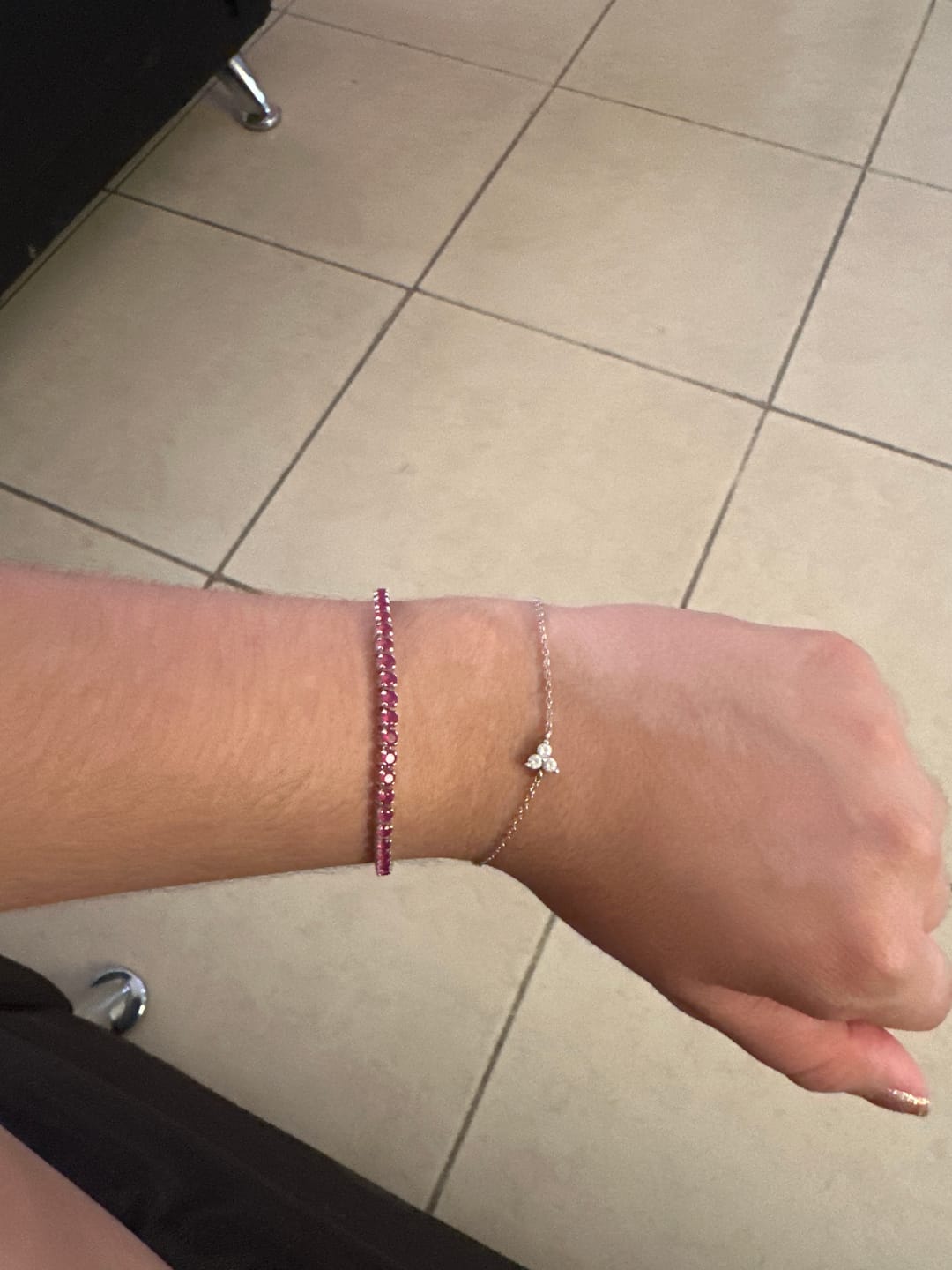 Customer photo review of Pulsera Con Trebol Tres Zirconias