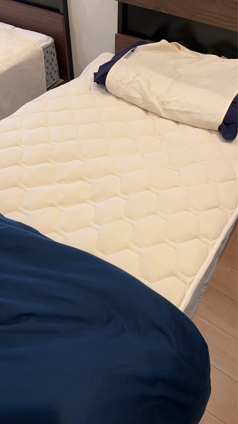 Customer photo review of SLEEP HEXAGON　上位版ホルミシスベッドパッド