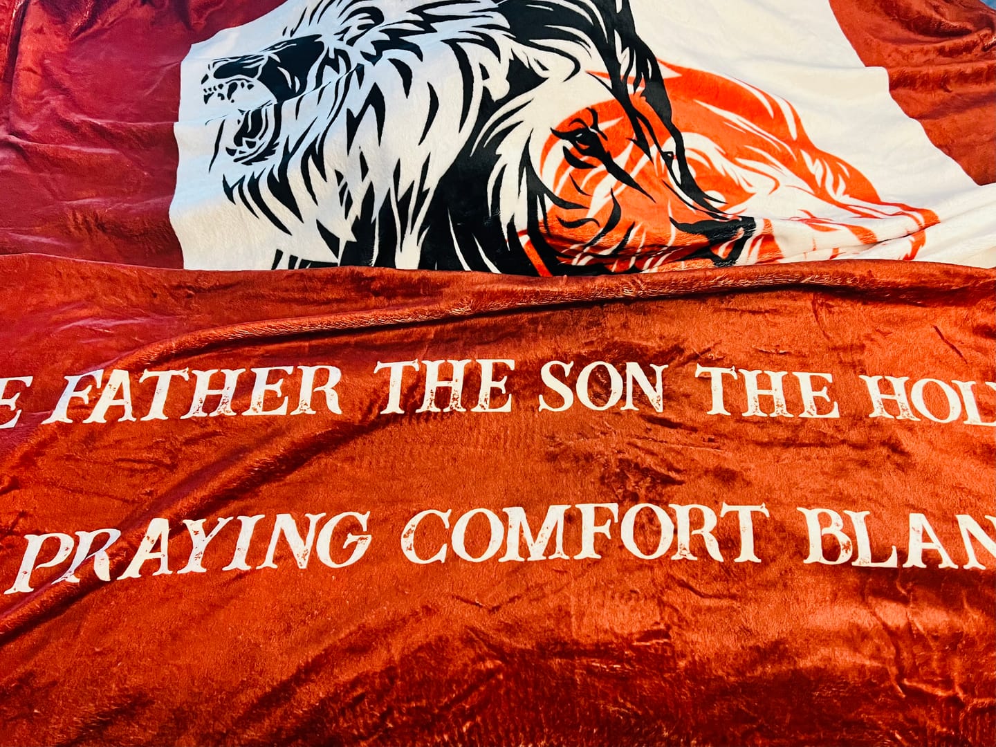 Customer photo review of Custom Alpha Omega Kiing Prophet Frank Praying Blanket