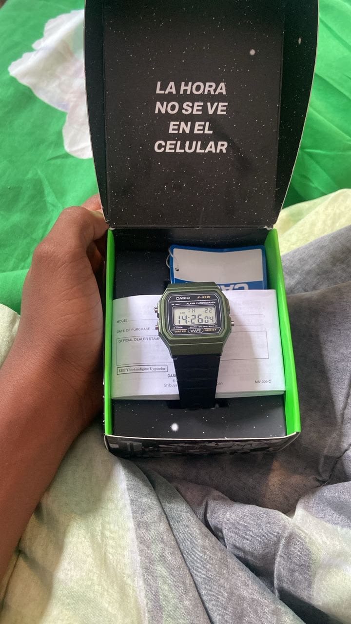 Customer photo review of Reloj Casio Vintage F-91WM-3ADF Verde/Negro