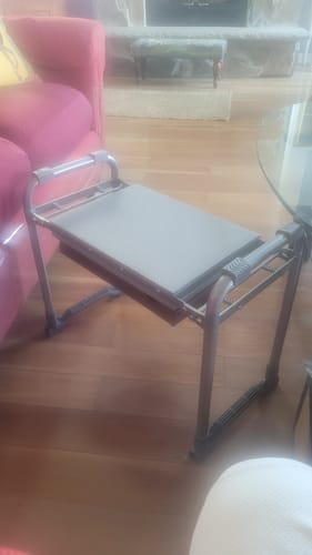 Customer photo of the Quenzly folding kneeler