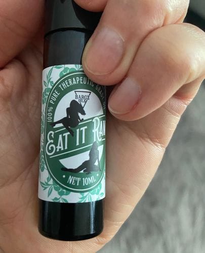 Customer photo review of Bargz Eat It Raw Fragrance Perfume Oil, Mature Fruity Scent with Sweet Awakening Effect