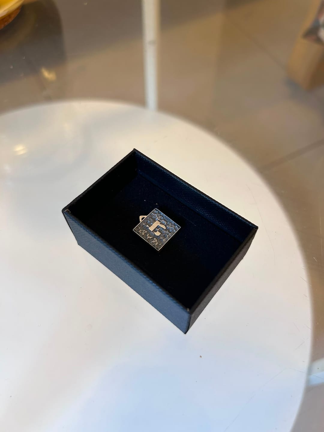 Customer photo review of 925 Silver Minimalist ה׳ Pendant