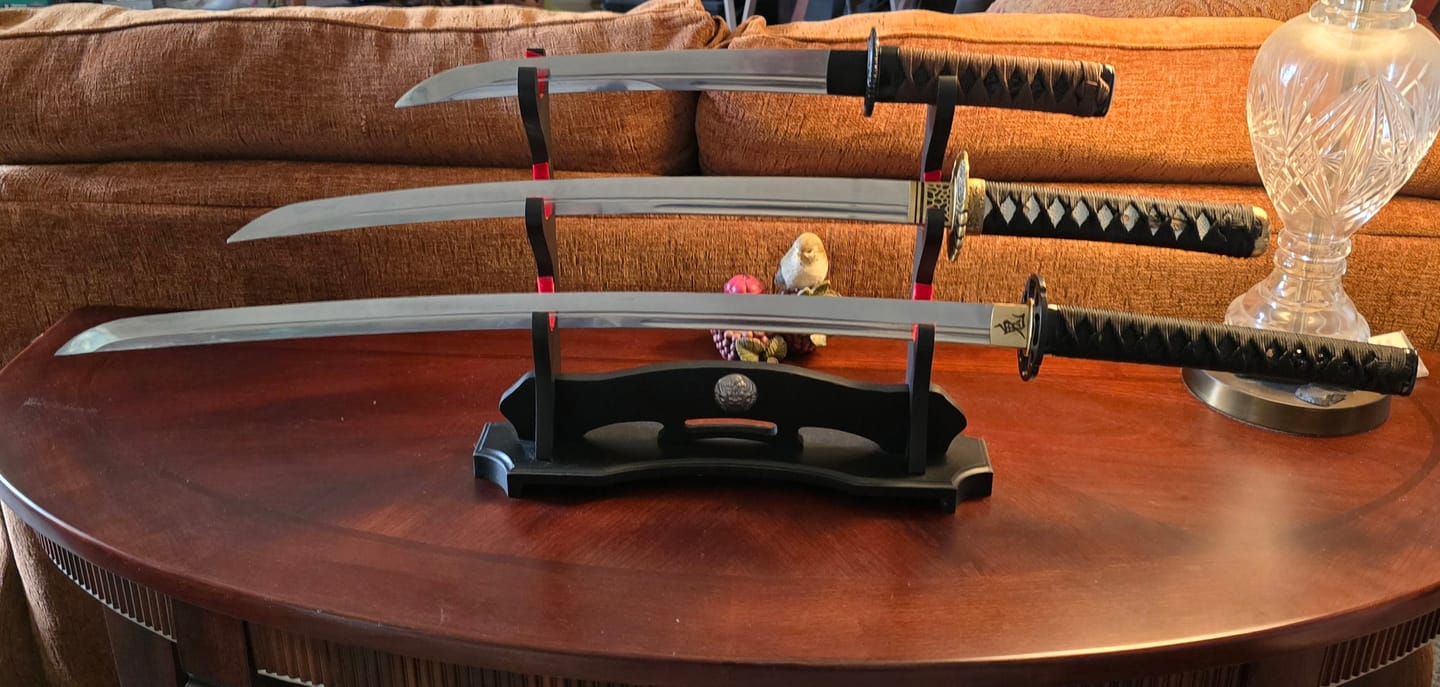 Customer photo review of The Kogetsu seiken Handmade Katana Clay Tempered T10 Steel Unokubi-Zukuri