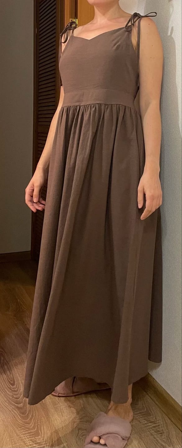 Customer photo review of Elisabeta Backless Tie-Strap Midi Dress