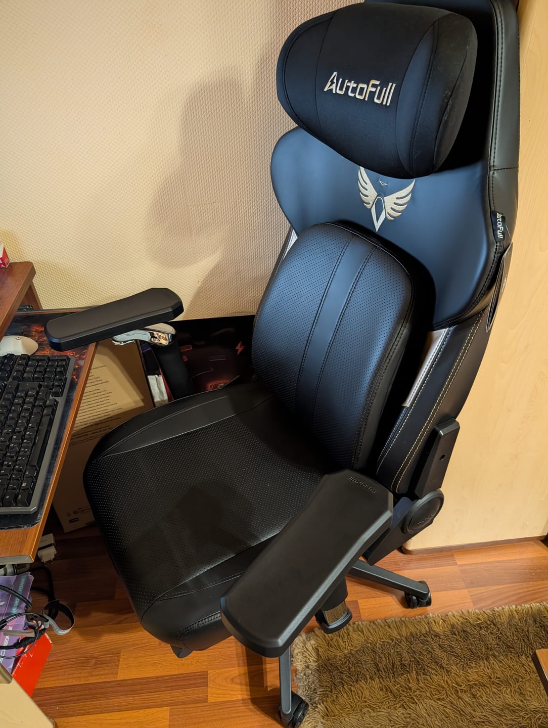 Customer photo review of AutoFull M6 Ultra 2.0 Ergonomic Gaming Chair