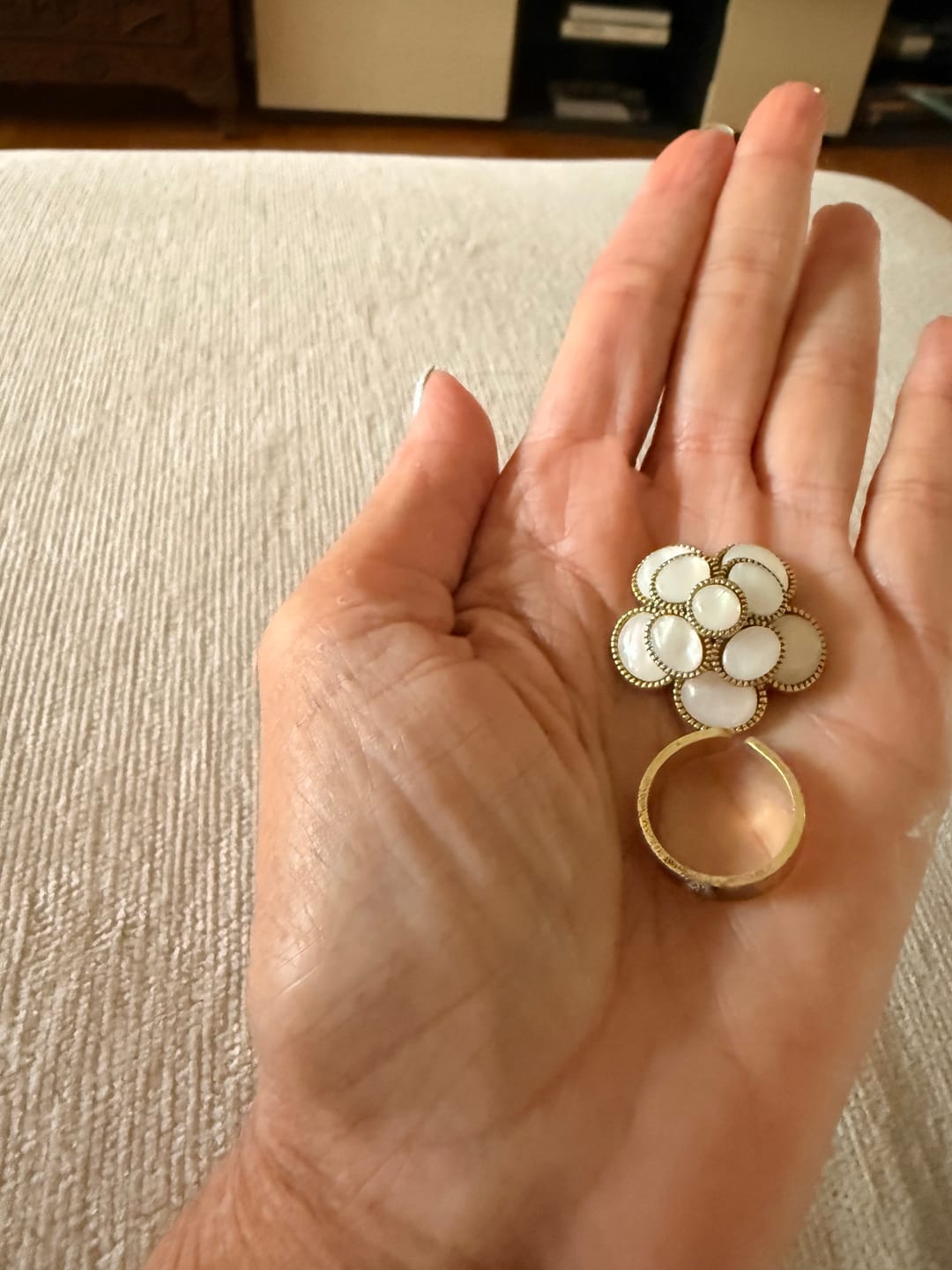 Customer photo review of Pearl Bloom Vintage Ring
