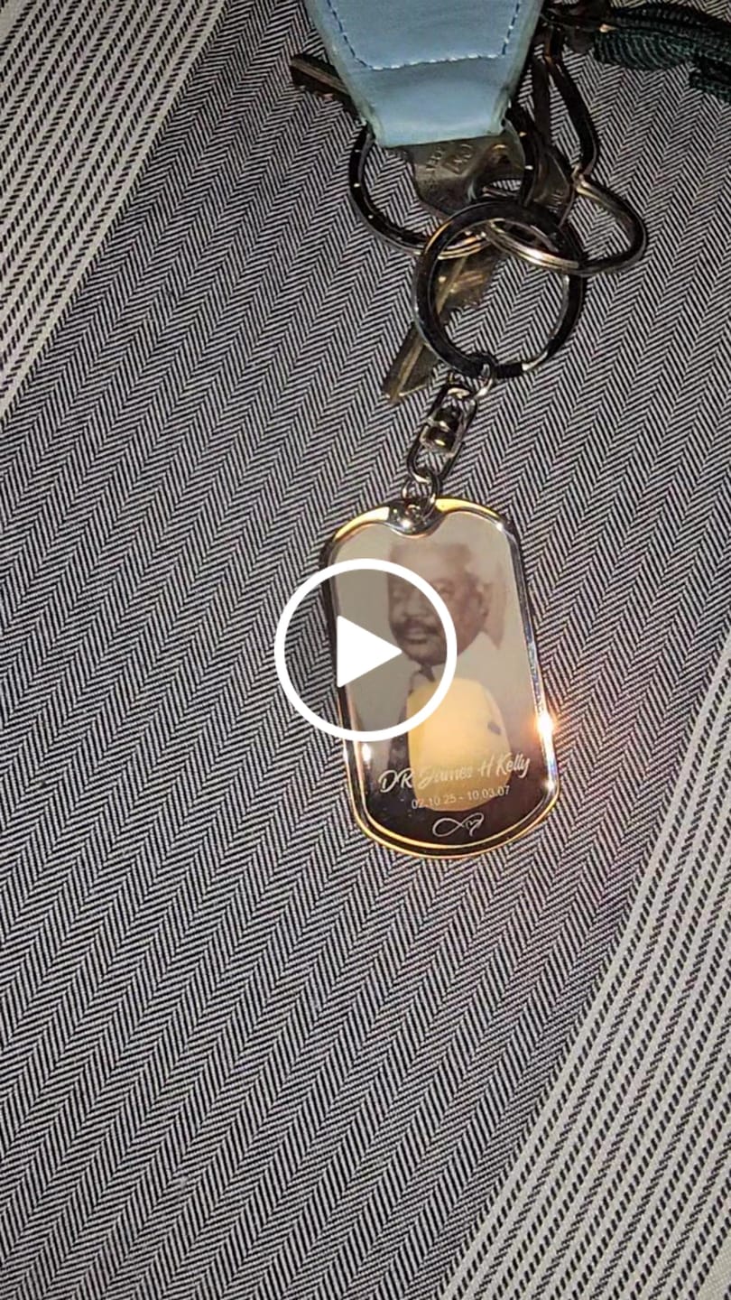 Customer video review of Custom Text Photo Dog-tag Memorial Keychain