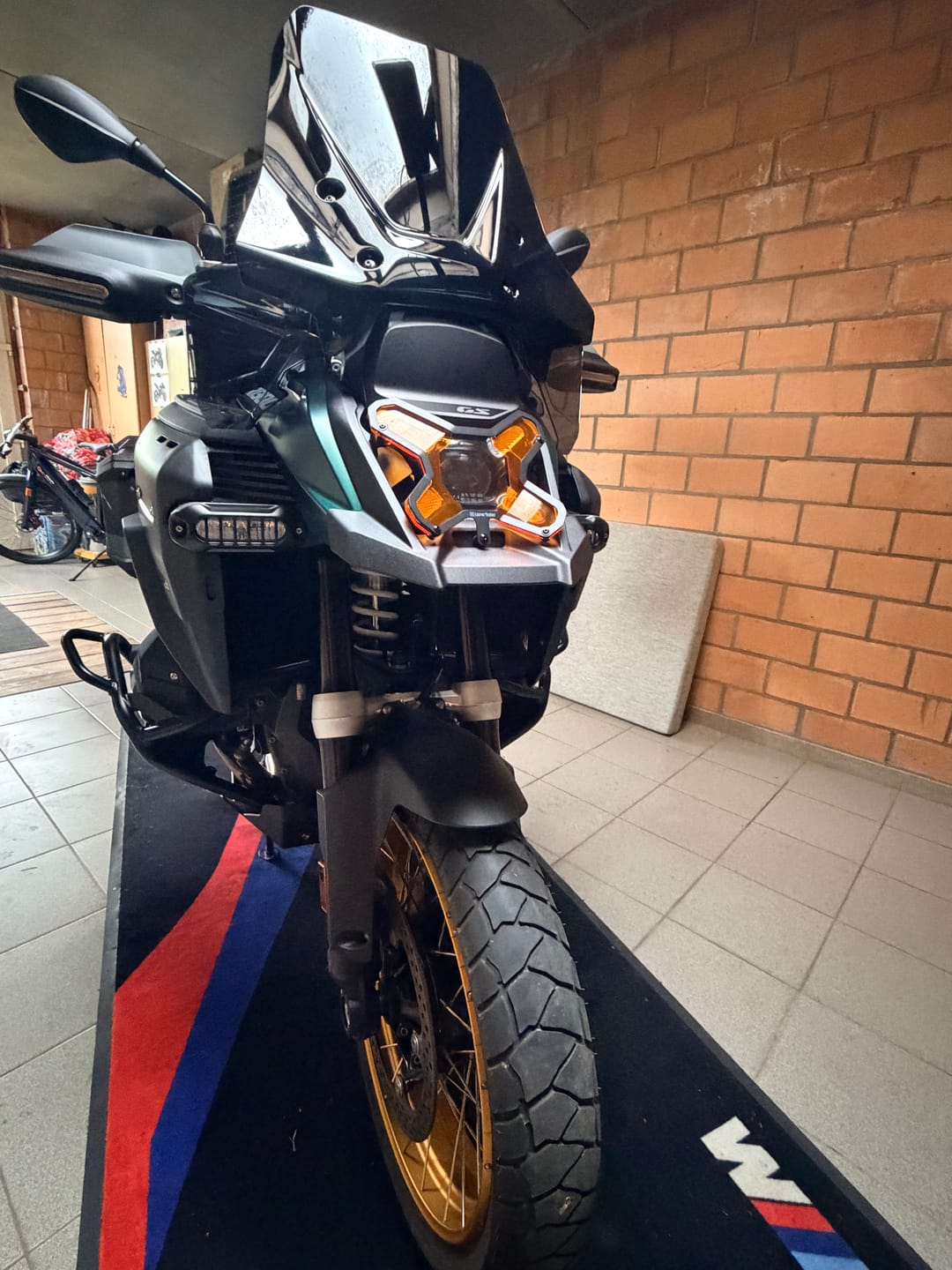 Customer photo review of Headlight Guard Kit for BMW R1300GS / R1300GS Adventure