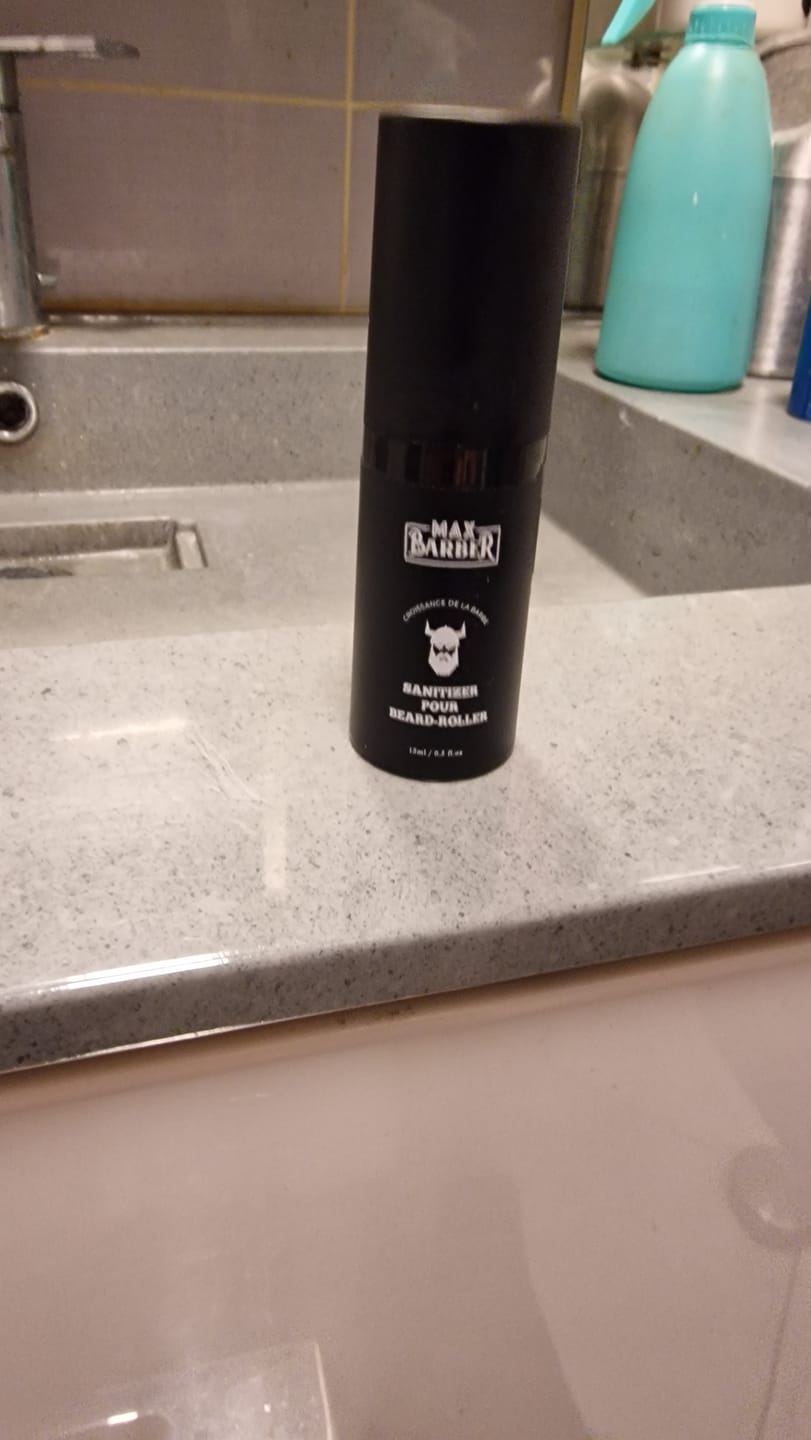 Customer photo review of Sanitizer | Désinfectant pour Beard-Roller