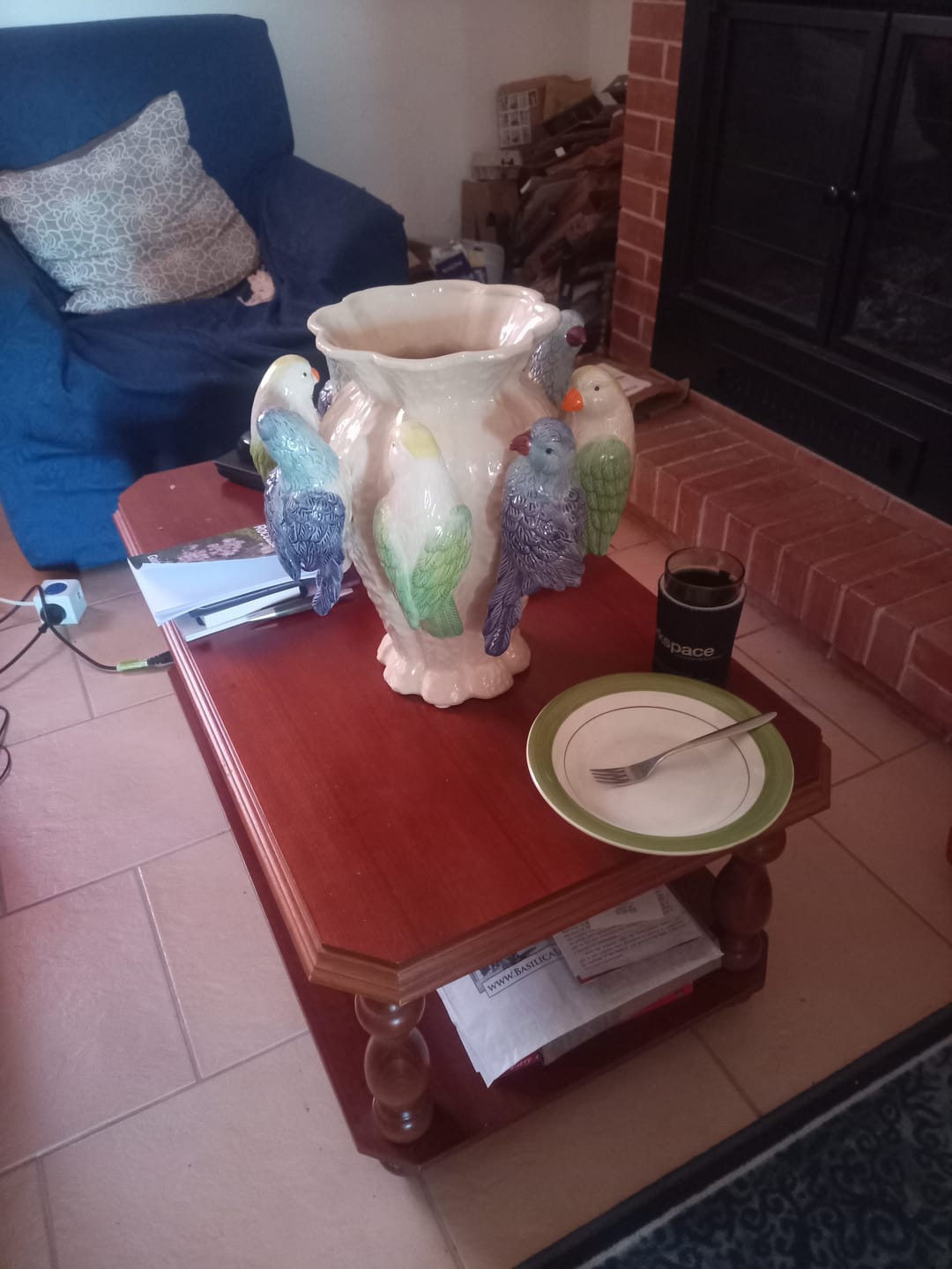 Customer photo review of Vaso decorativo con pappagalli in ceramica H 36 D 35