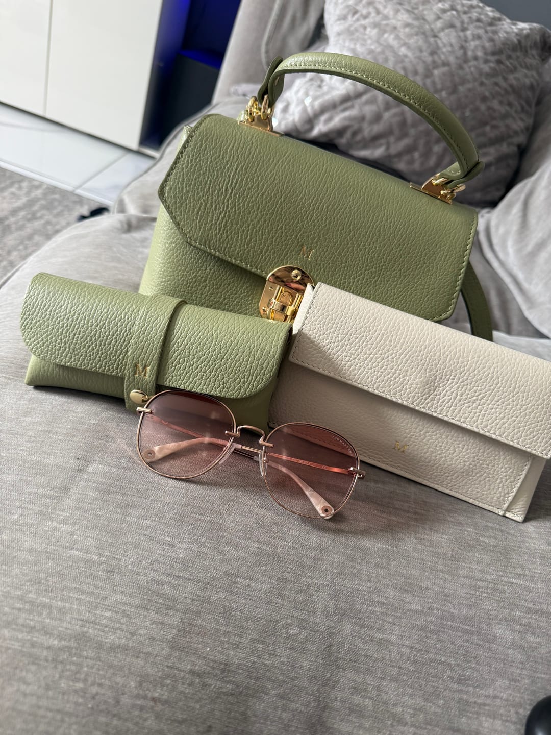 Customer photo review of The Lucinda Top Handle Bag