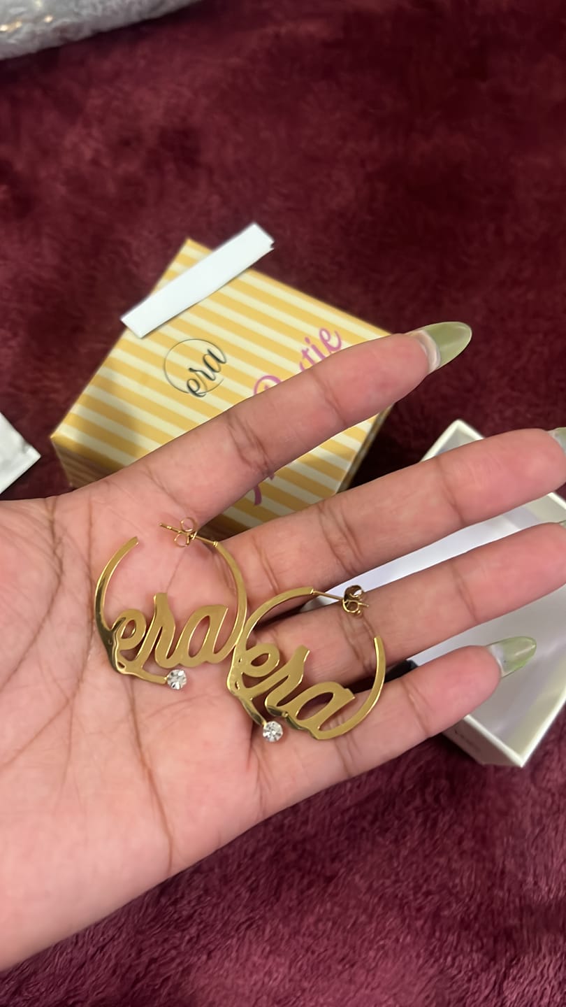 Customer photo review of Gold Mini Era Logo Hoops