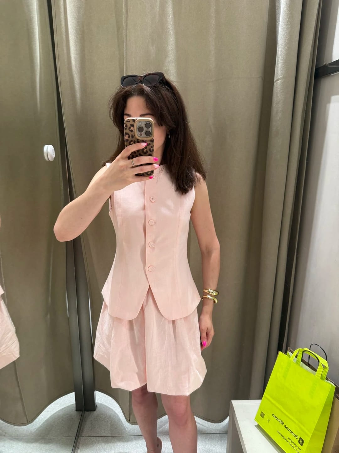 Customer photo review of Aaliyah Elegant Vest Skirt Set Summer