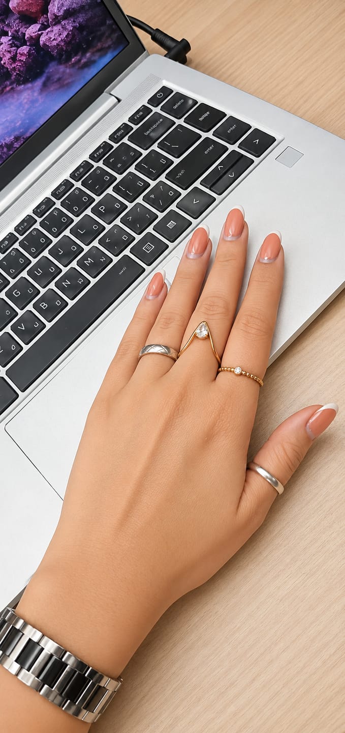 Customer photo review of Trendy Vee Diamond Ring