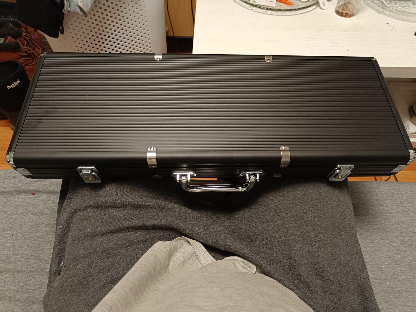 Customer photo review of Poker Case Aluminium Black 500