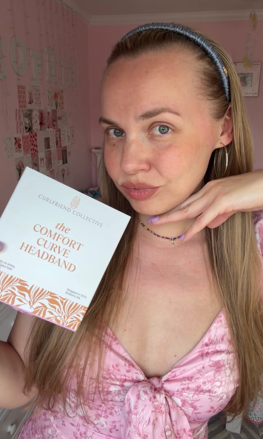 Customer photo review of Comfort Curve Silk Headband