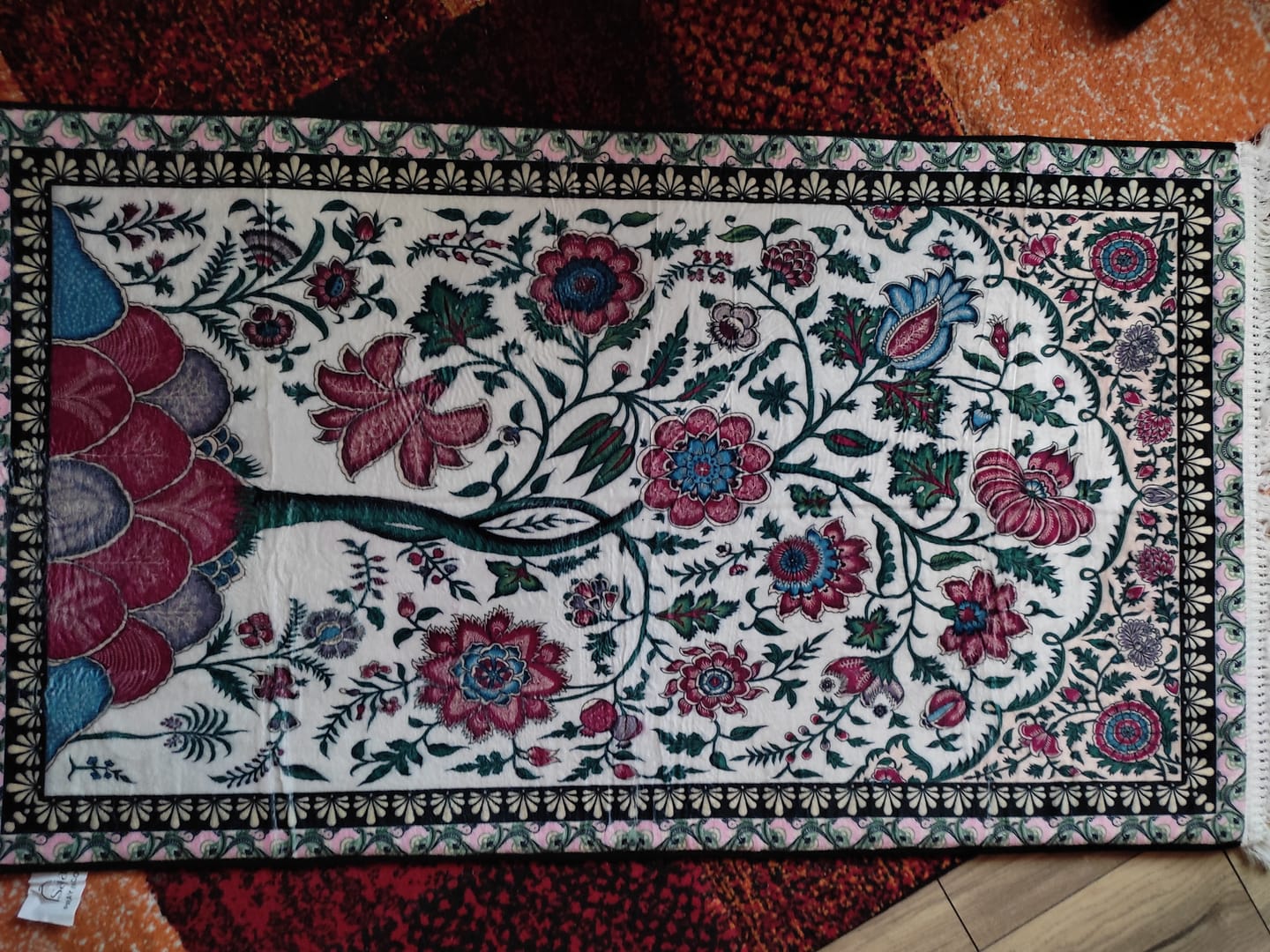 Customer photo review of Floral  Padded Prayer Mat