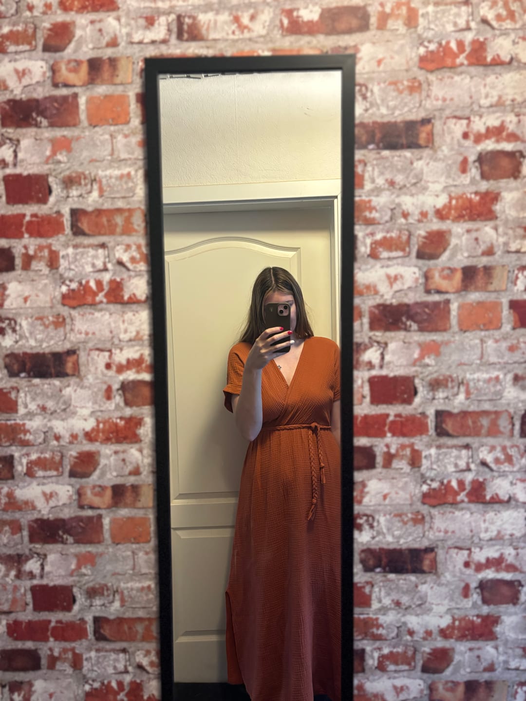 Customer photo review of Maxi-Musselinkleid mit geflochtenem Gürtel Terracotta