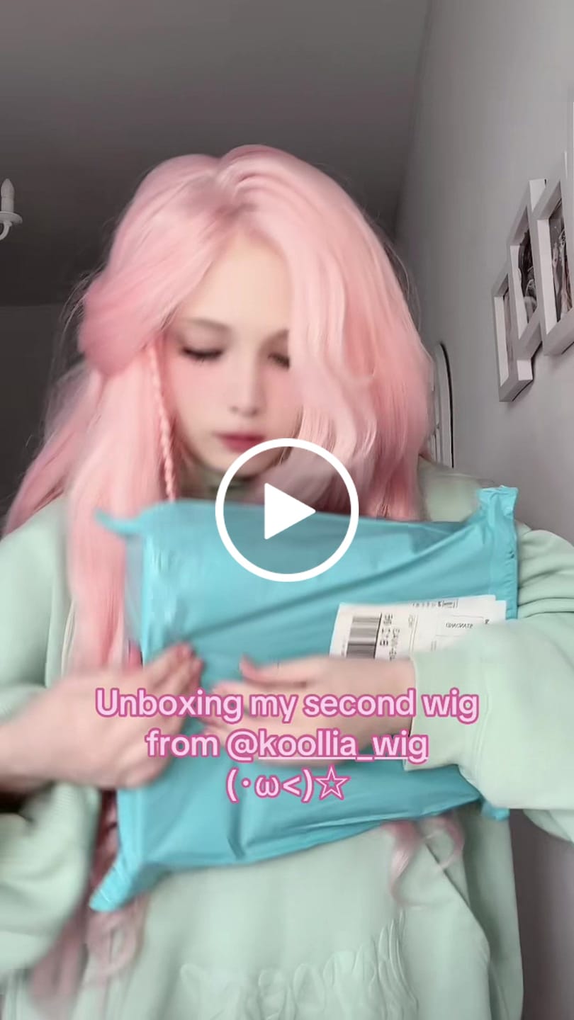 Customer video review of Honkai: Star Rail Sparkle Long Pink Hair Basic Wig