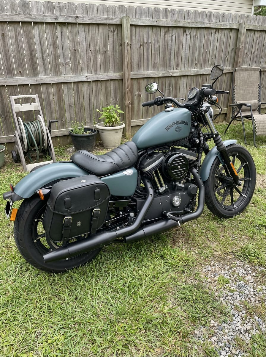 Customer photo review of 25L - Arch Large Shock Cutout Leather Motorcycle Saddlebags for Harley Sportster 883 Iron XL883N