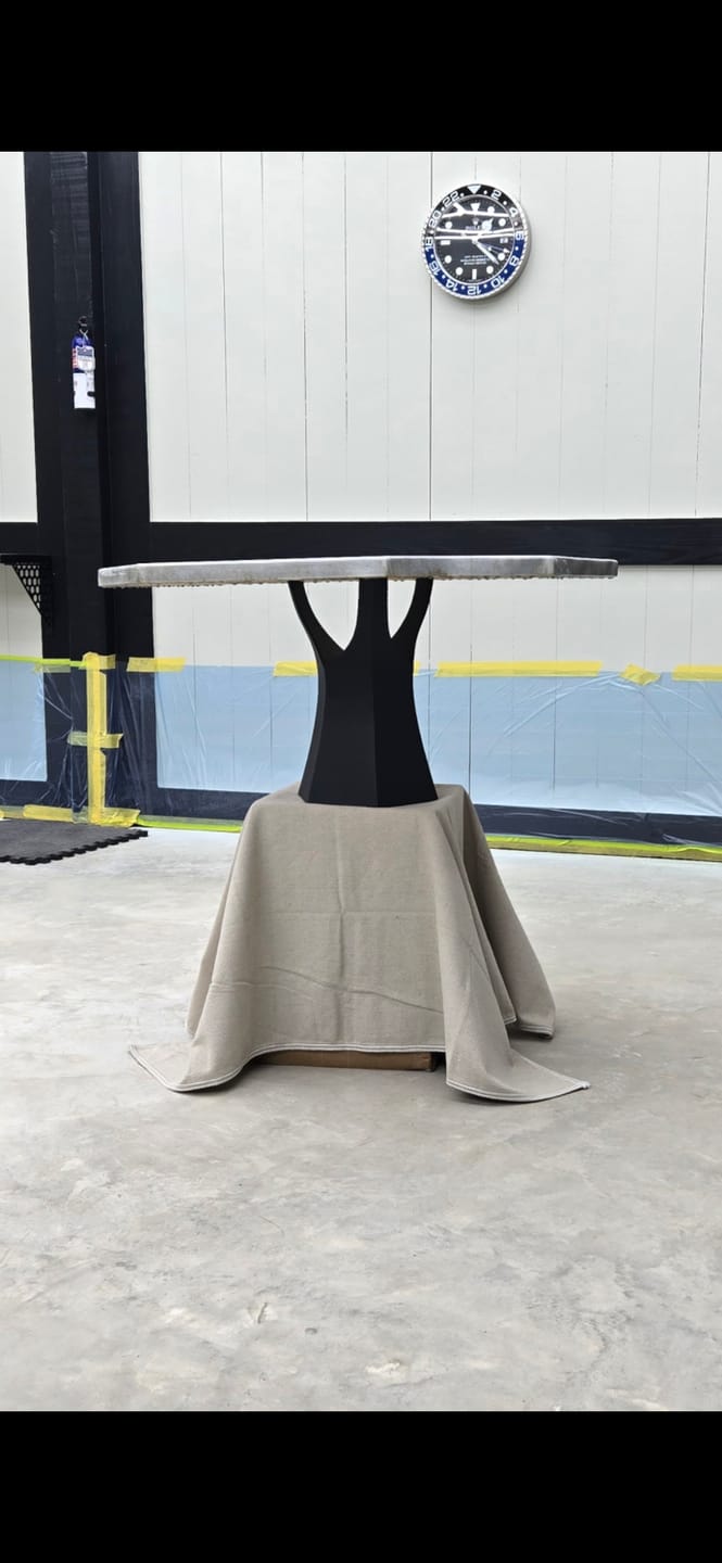 Customer photo review of Coffee Table Base 16.1" H Tree Trunk for Modern Round Top - 106S Namu
