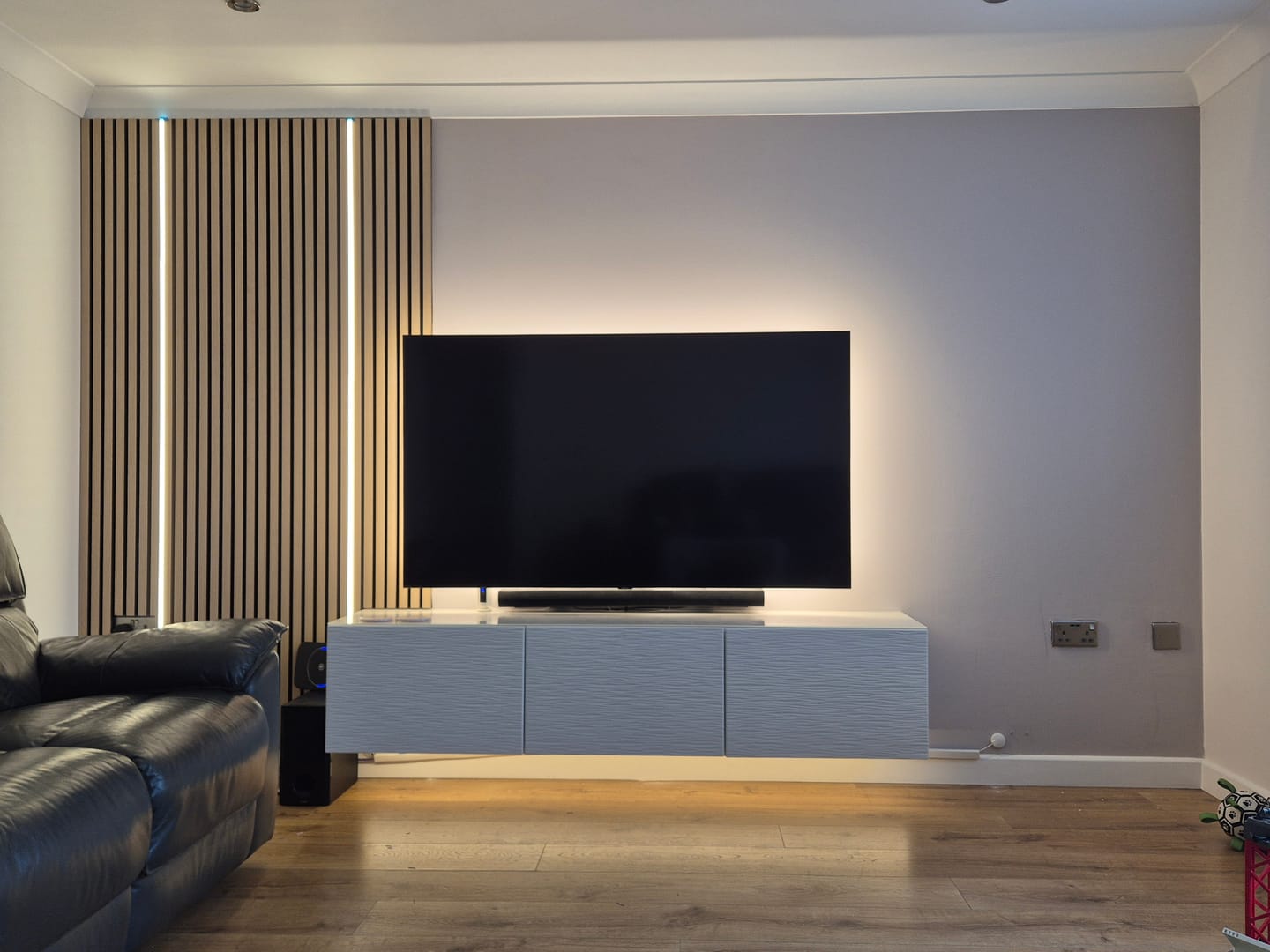 Customer photo review of Acoustic Slat Wall Panels Wooden Decorative Wall Panels Natural Oak Premium 2.4m x 0.6m