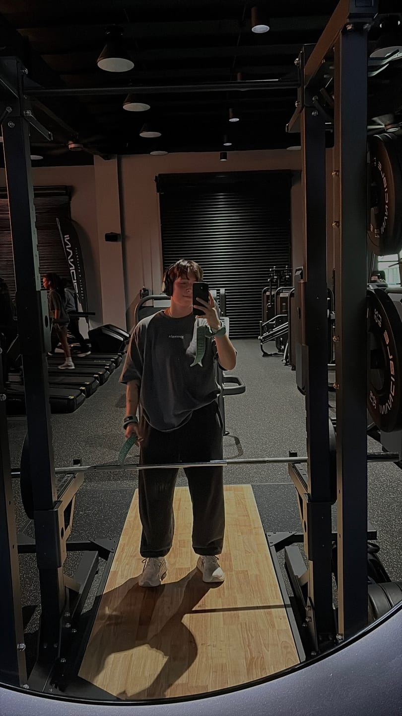 Customer photo review of 4293 - Core Relaxed Tees