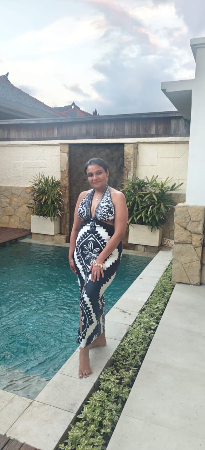 Customer photo review of Giza Swimsuit with Sarong Skirt In Black