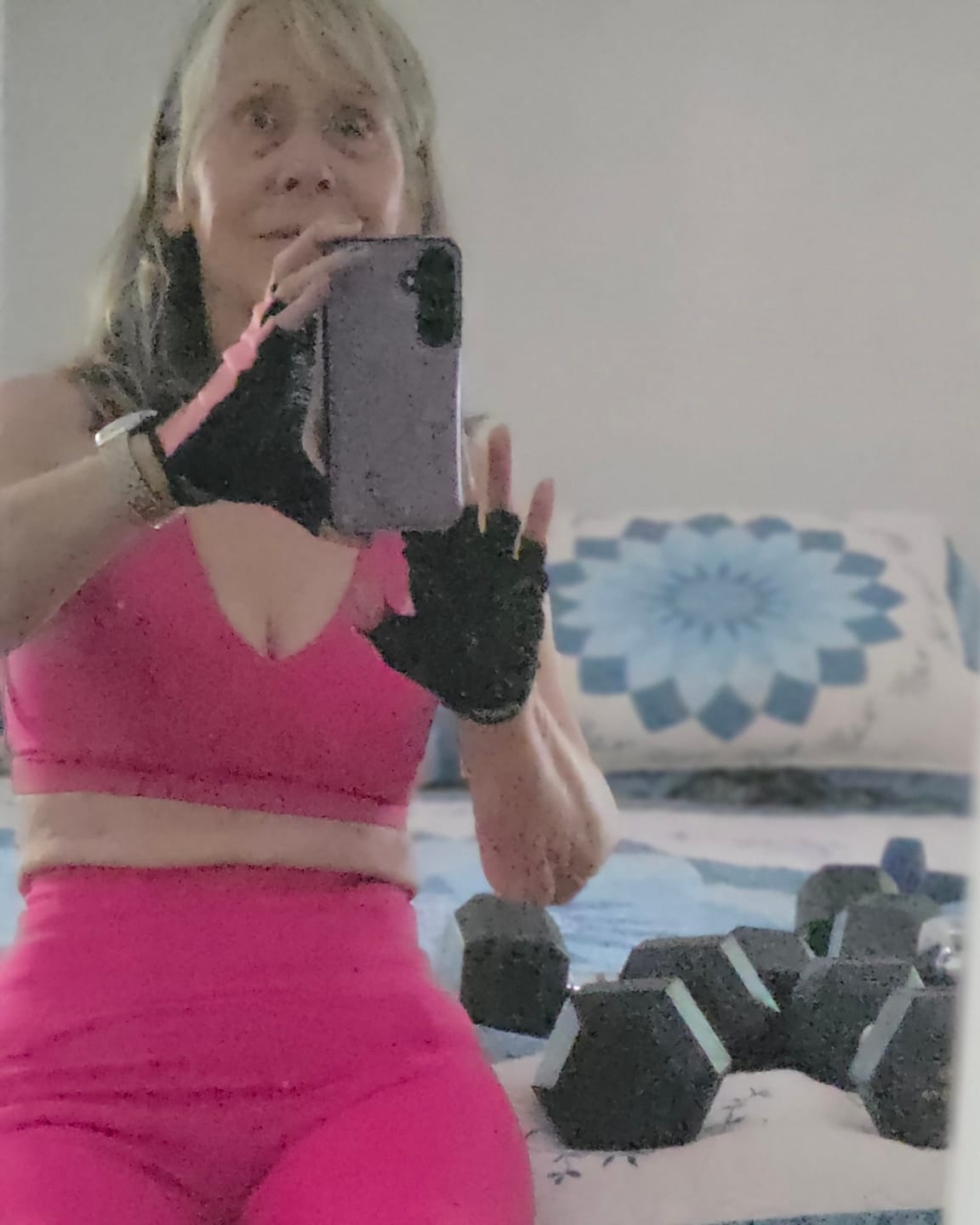Customer photo review of DAYDREAM V-Scoop Neck Racerback Sports Bra