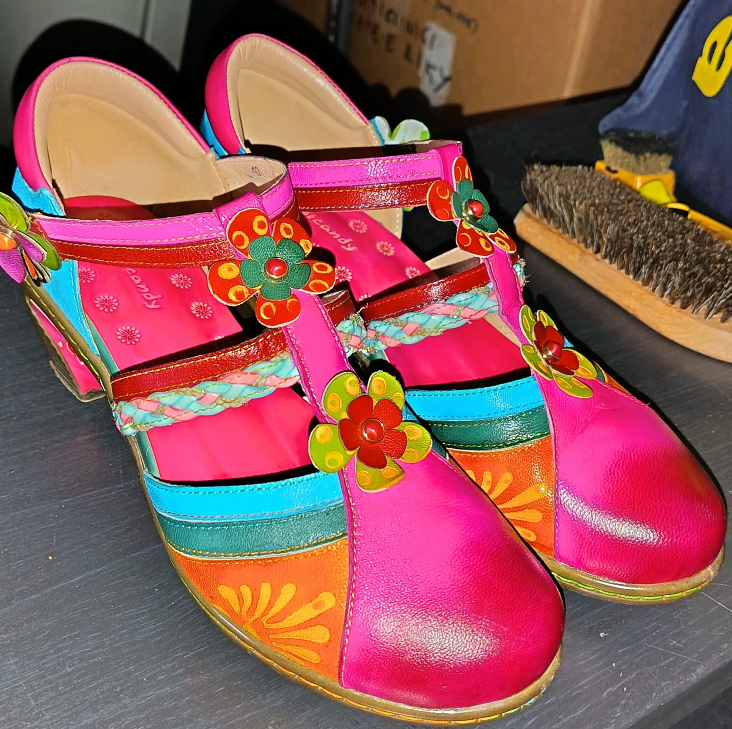 Customer photo review of Women Bohemian Leather Printing Stitching Non-slip Breathable Sandals
