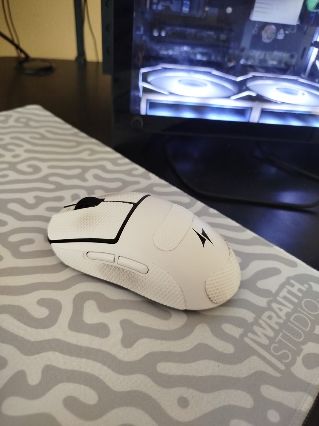 Customer photo review of ATK Dragonfly A9 Air Series Wireless Mouse
